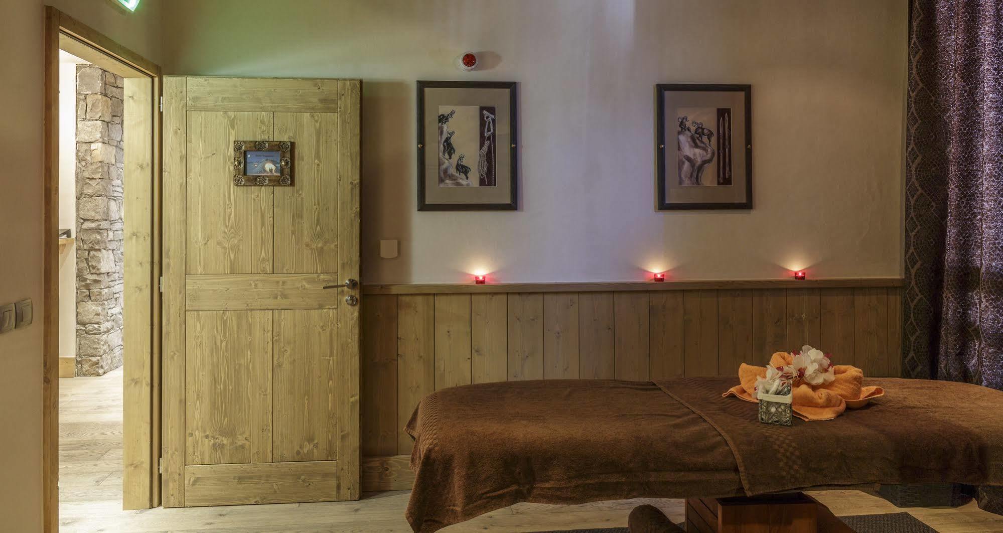 Cgh Residences And Spa Les Chalets De Leana Les Carroz d'Araches Eksteriør bilde